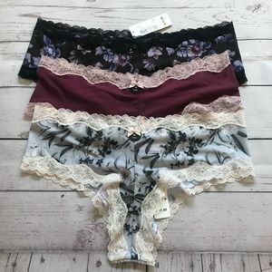 NWT La Vie en Rose Panties